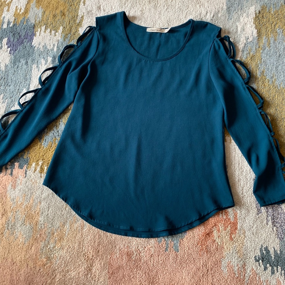 🚨Lattice Sleeve Top